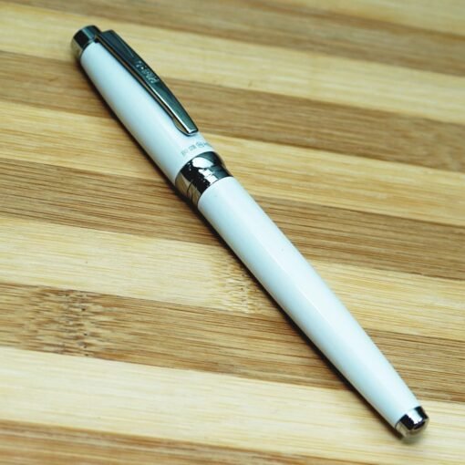HERO H 602: Sleek Black Fountain Pen - Image 13