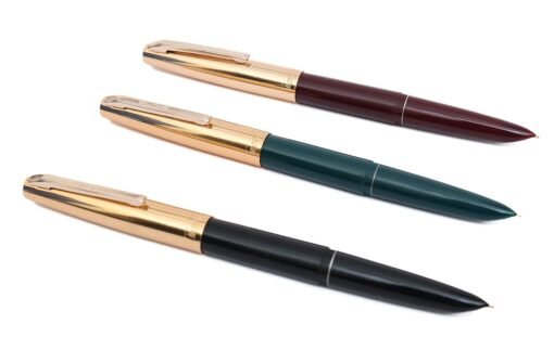 Hero 332 Fountain Pen – Iridium Nib, Gold Cap, Classic Design - Image 4