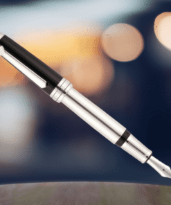 SCRIKSS 1964 Fountain Pen in Wooden Box: Elegant Writing Instrument in Luxurious Presentation