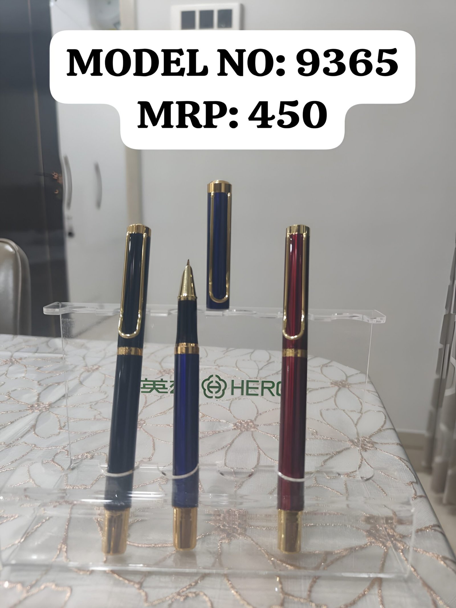 Buy Hero 9365 Fountain Pen with metal body, gold trim and refillable ink system. Smooth fountain pen for daily writing, office, journaling and gifting.